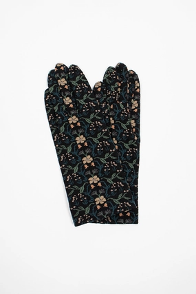 Grab It Before Gone Ng1-774 Gloves Black Floral