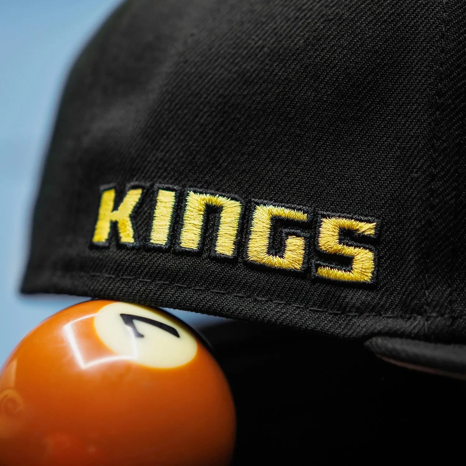 Todays Steal Sacramento Kings Nba Black Yellow Uv / New Era 59Fifty Fitted Cap