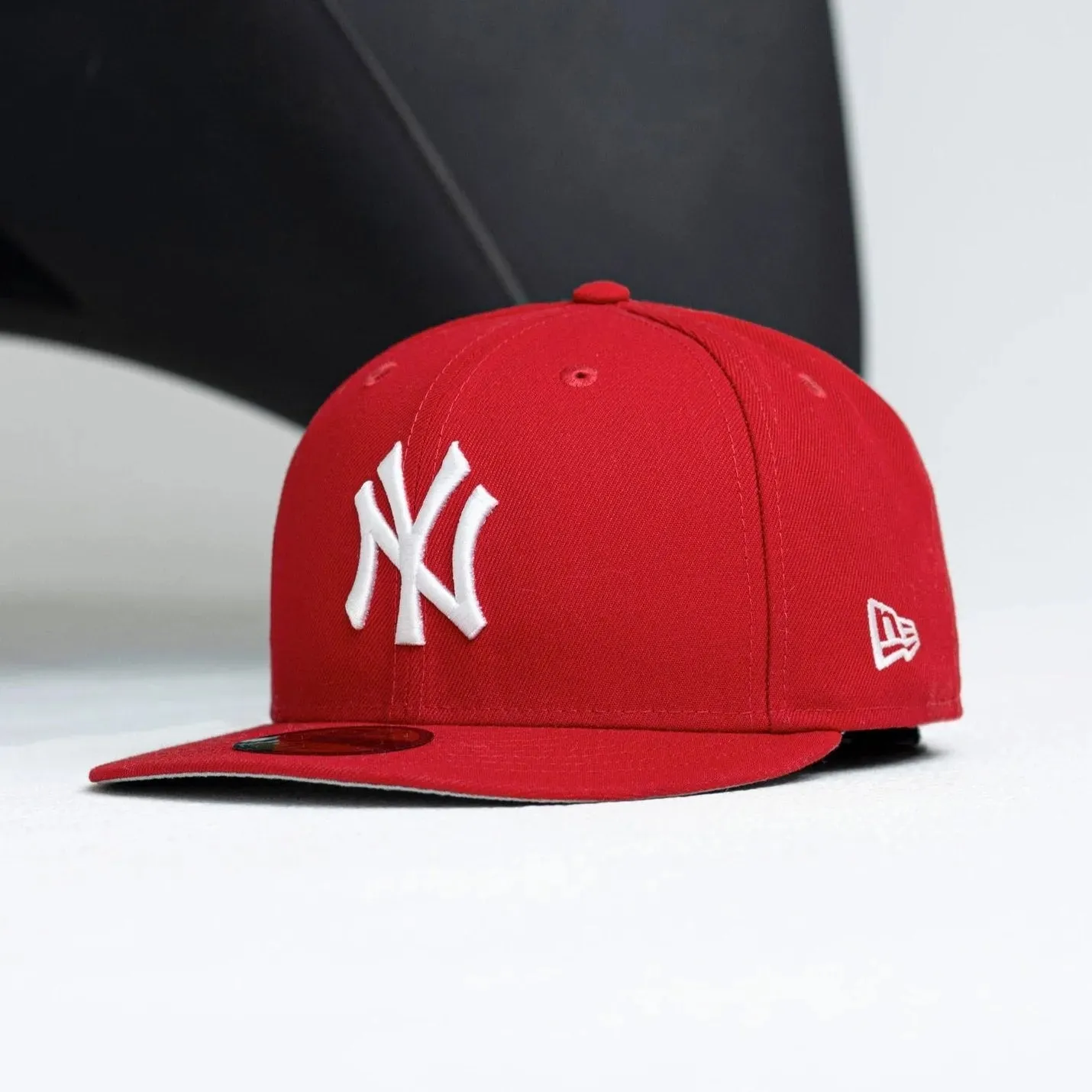 New Era 59Fifty Mlb New York Yankees Red / Grey Uv Fitted Cap Instant Savings Deal