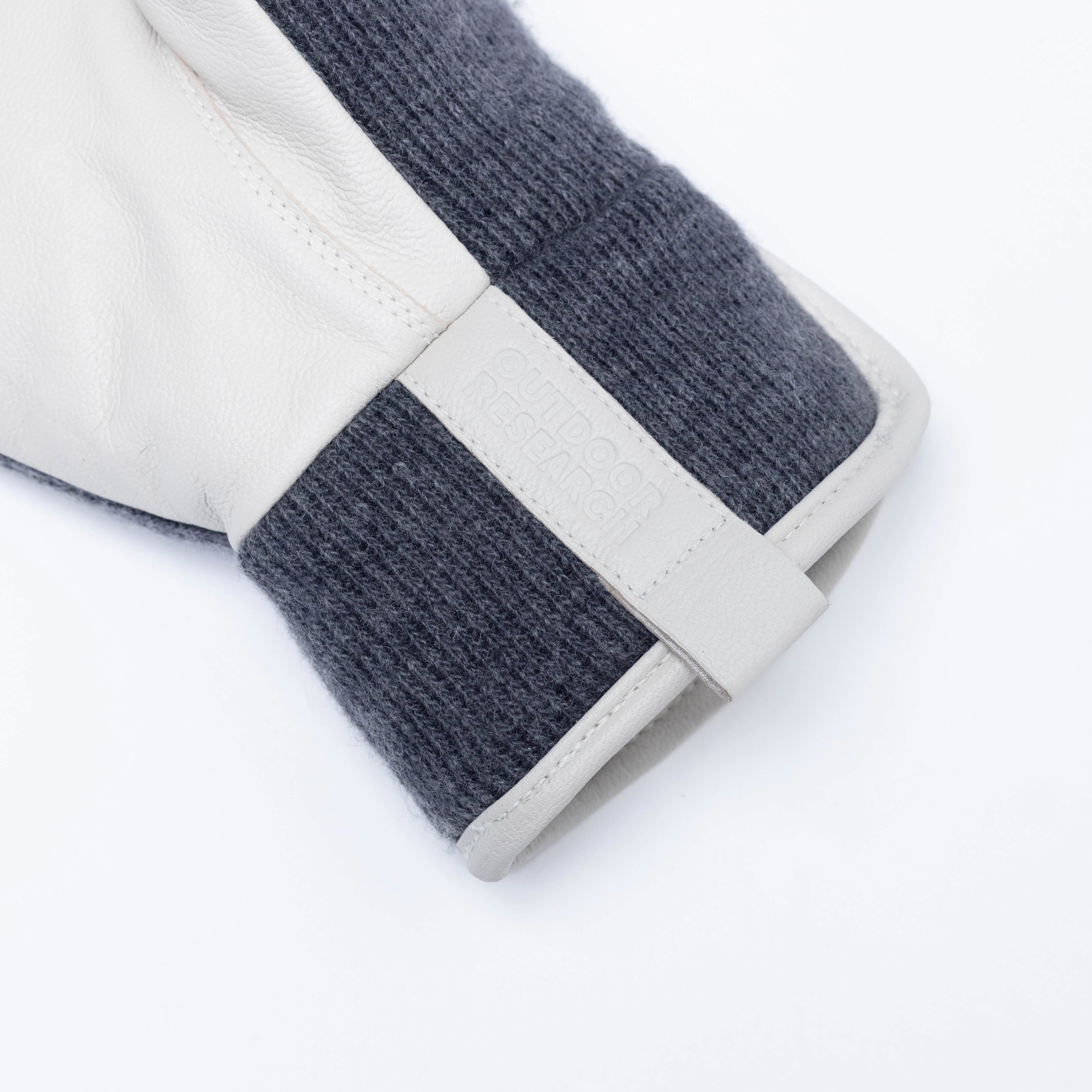 Hot Deal Alert Flurry Solstice Mitts