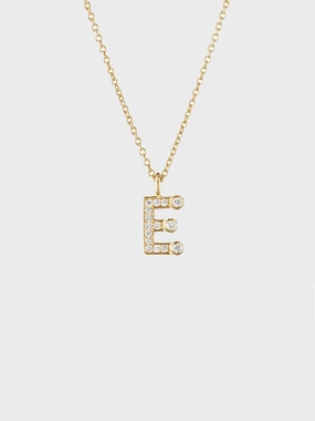 Last Chance Steal Simple E Necklace