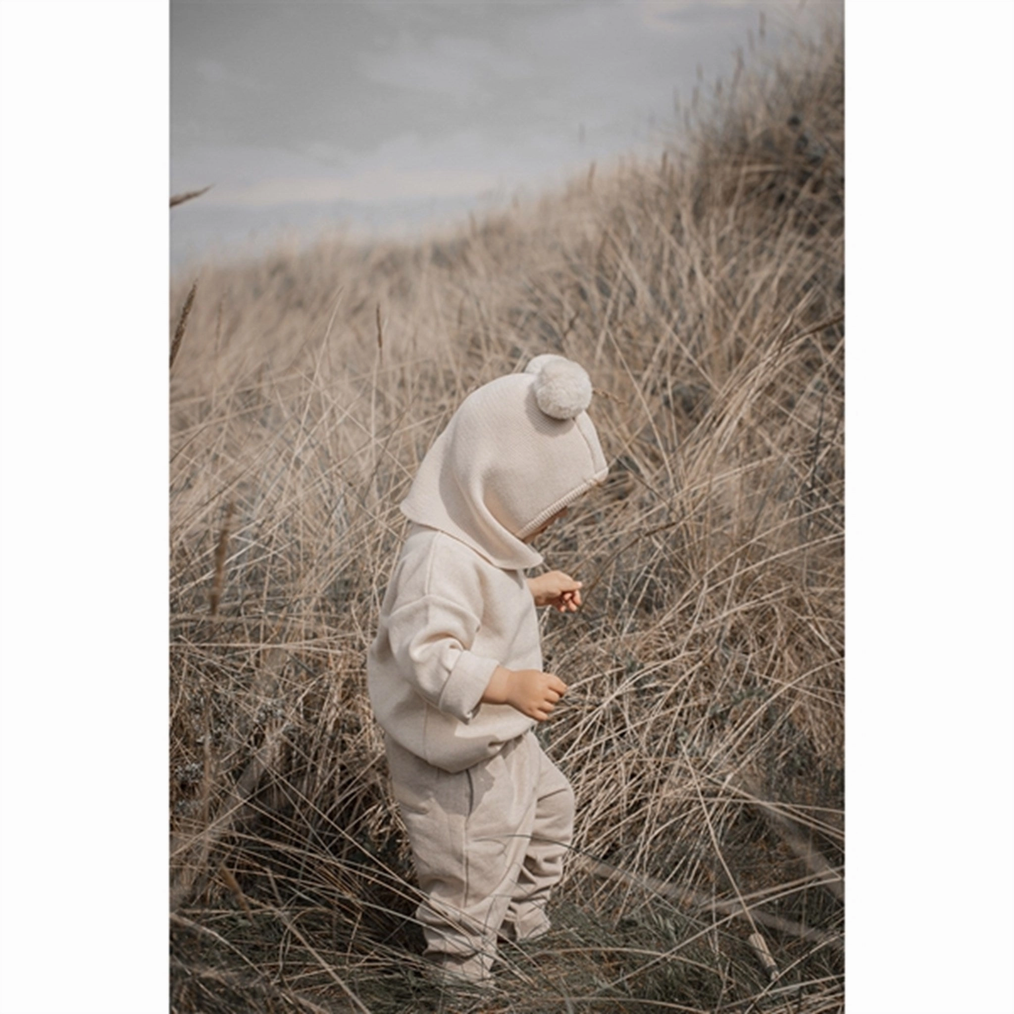 Huttelihut Knotty Balaclava Single Layer W. Pompom Off White Clearance Blowout Special Online Offer