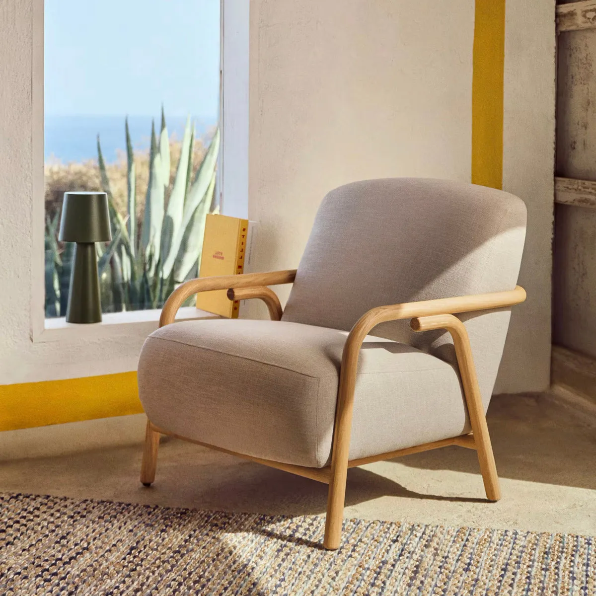 Sylo Armchair
