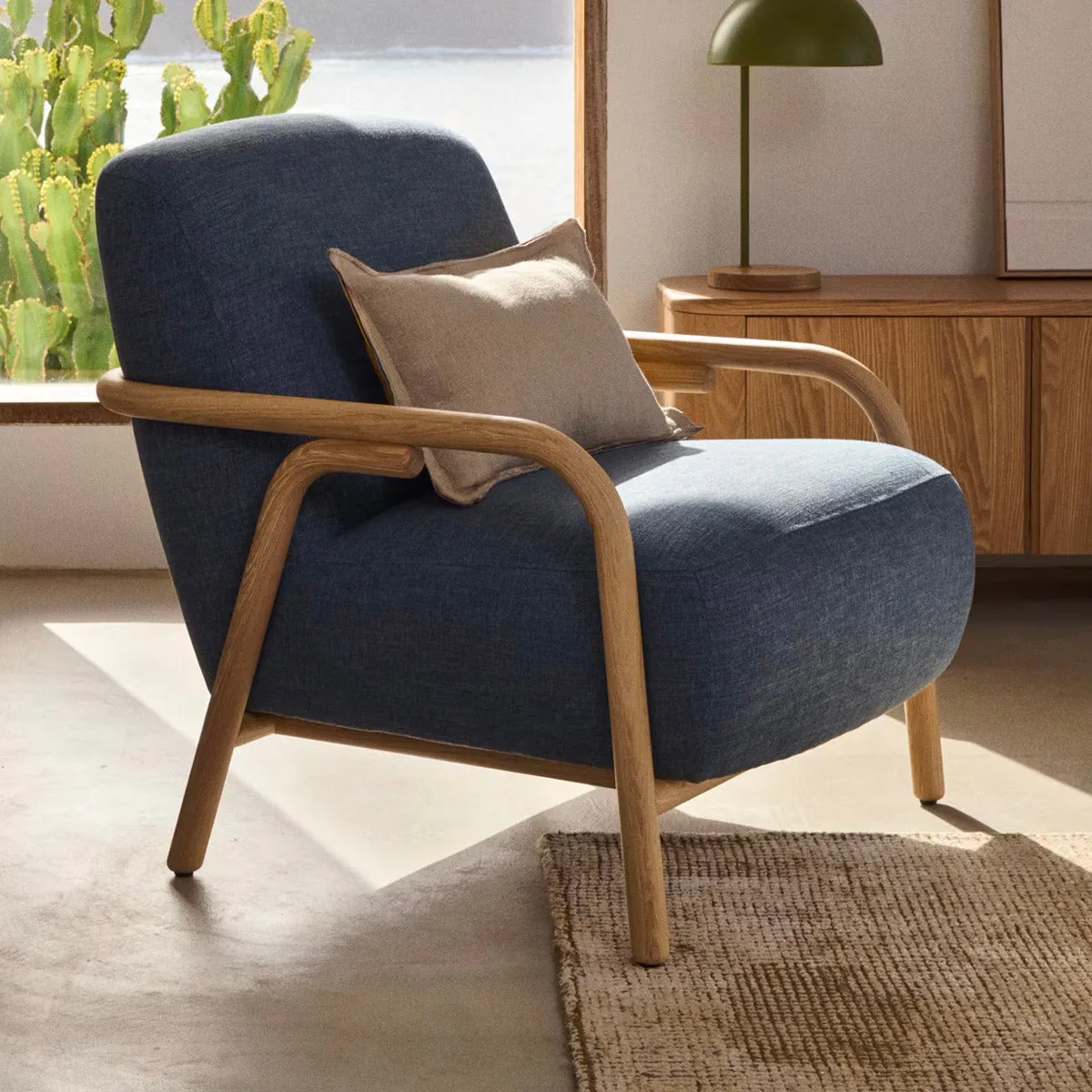 Sylo Armchair