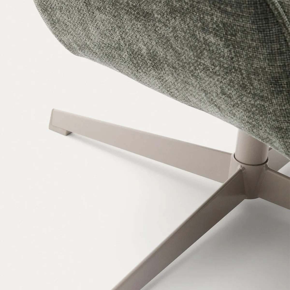 Teryl Arm Chair