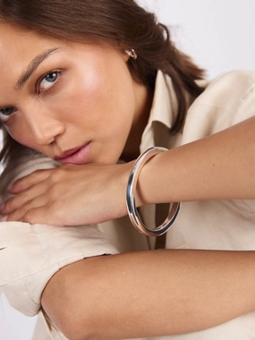 Shop & Save Big Shop & Grab Now Tilly Sveaas Silver Plated Square Edge Bangle