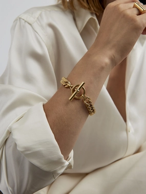 Tilly Sveaas Small Gold Curb Link Bracelet Shop the Best Deals Todays Hot Pick
