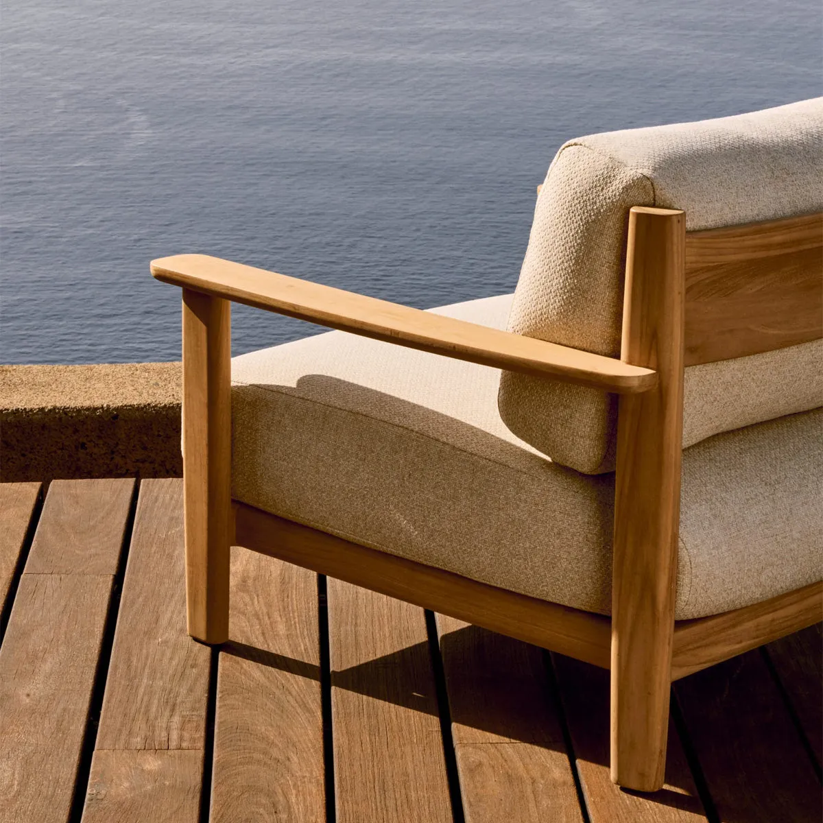 Tirant Armchair (Teak)