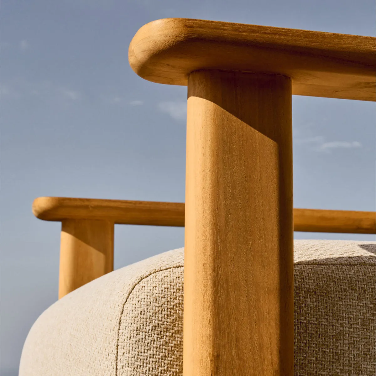 Tirant Armchair (Teak)