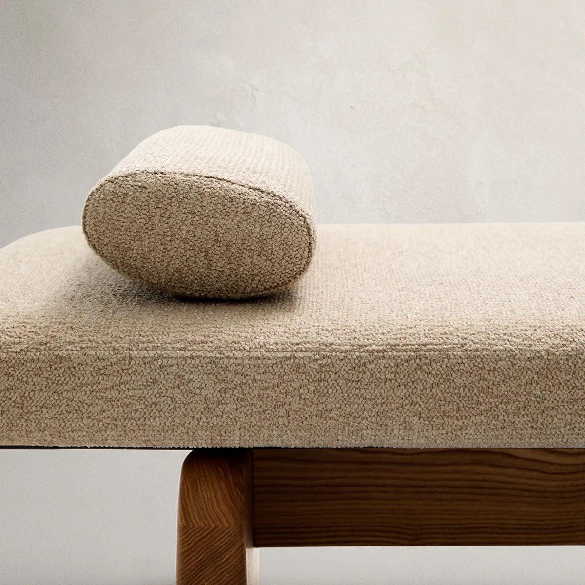 Topaz Daybed