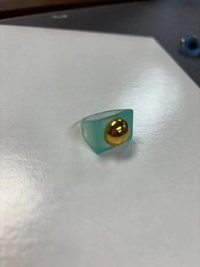 Transparent Menthol Square Gold Bubble Ring Grab It Fast