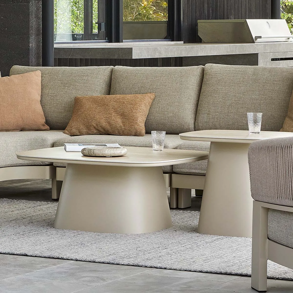 Valencia Curve Coffee Table