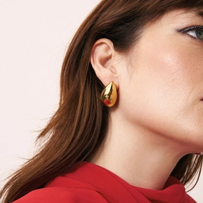 Save Big Online Dont Miss This Steal Vanessa Baroni Drop Earrings In Gold