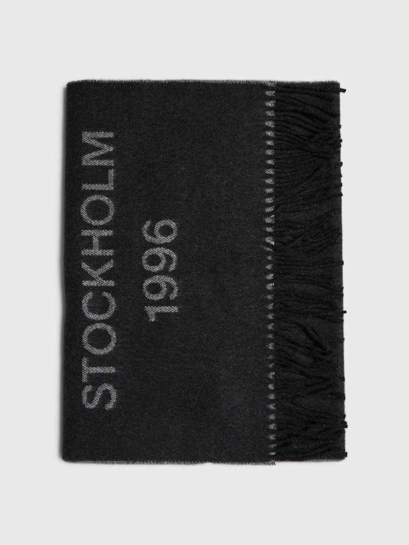 Limited Stock Deals Wide Logo Scarf In Black And White