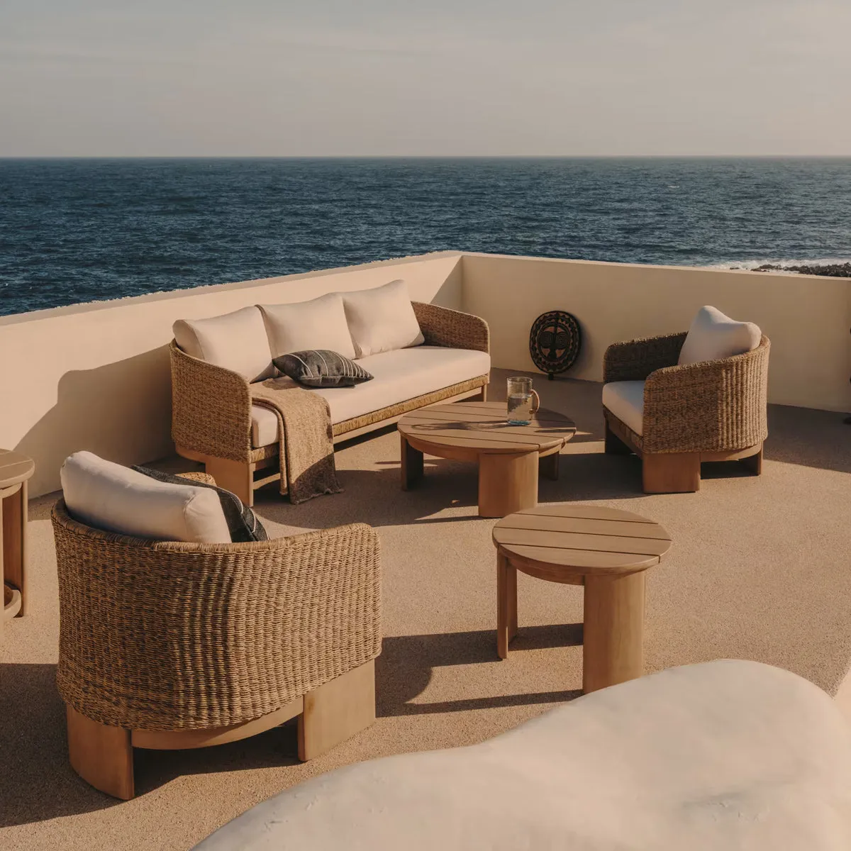 Xoriguer Coffee Table (Eucalyptus)
