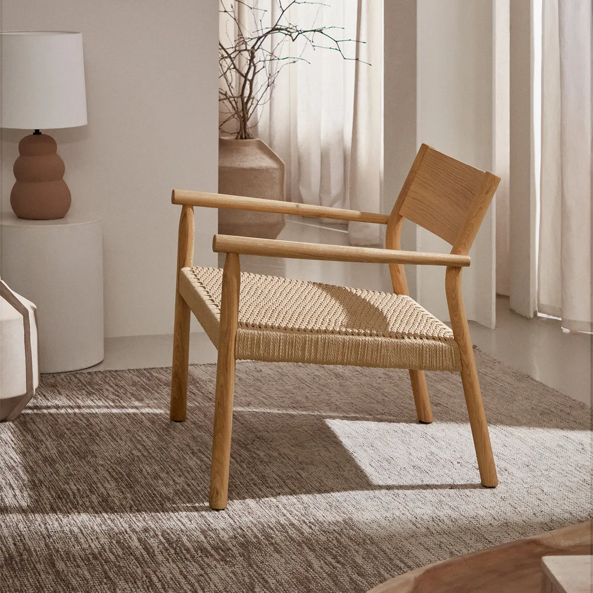 Yalia Lounge Chair